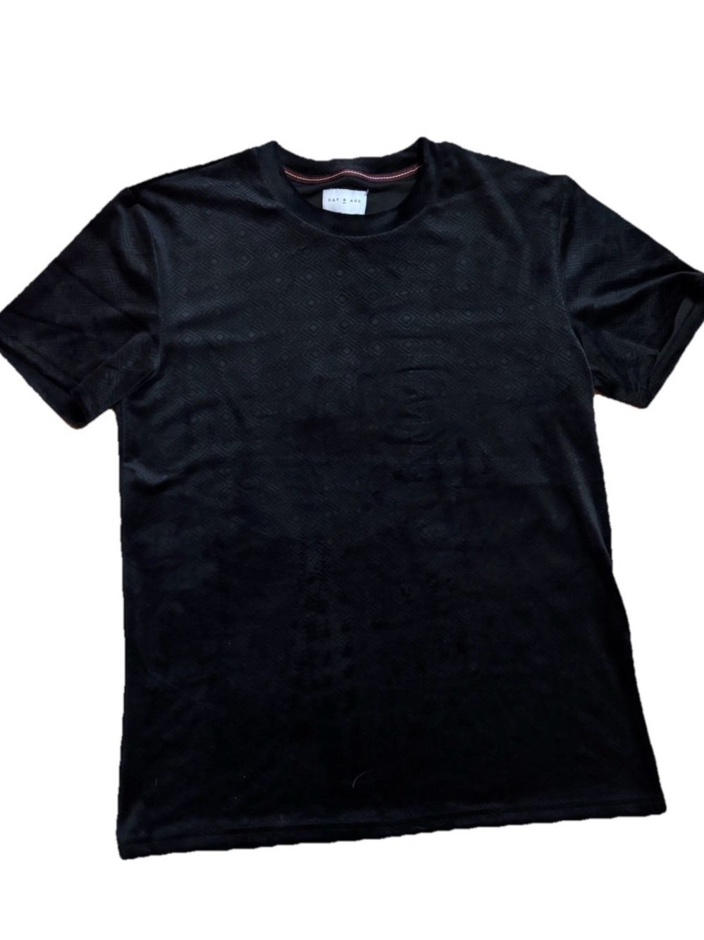 NWT Men’s Day & Age Velvet Deboss  Short Sleeve Shirt - Black - Medium